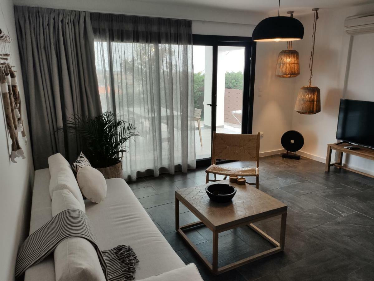 Thea Suites Potidea نيا بوتيدايا المظهر الخارجي الصورة